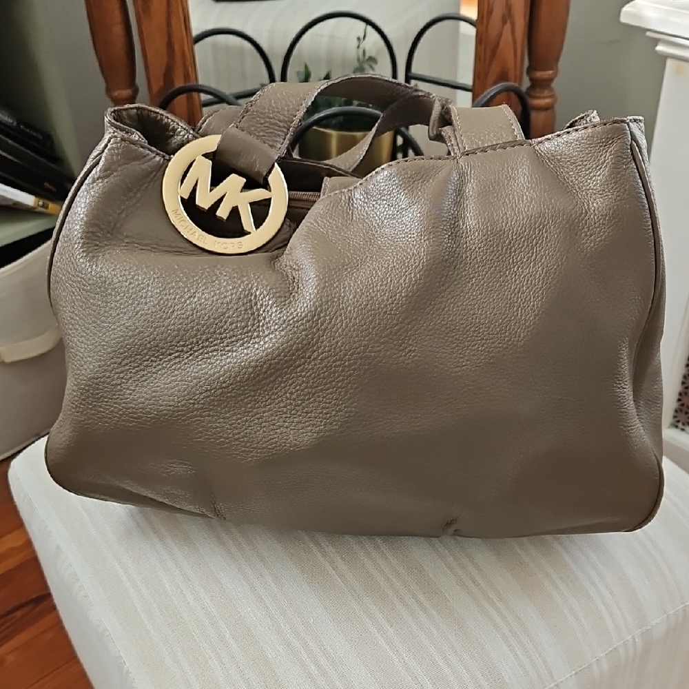 Michael Kors East West Large Fulton Brown Leather Shoulder Hobo Bag